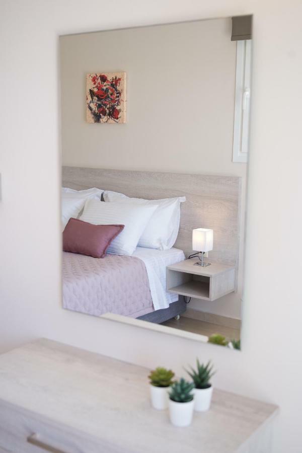 Rose Maisonette Razata ภายนอก รูปภาพ